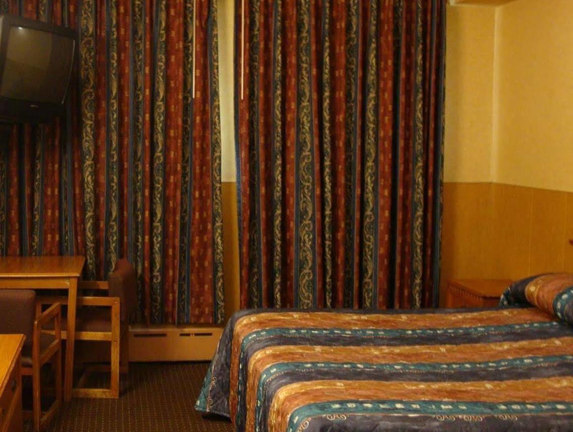 Riviera Motor Inn Brooklyn 뉴욕 외부 사진